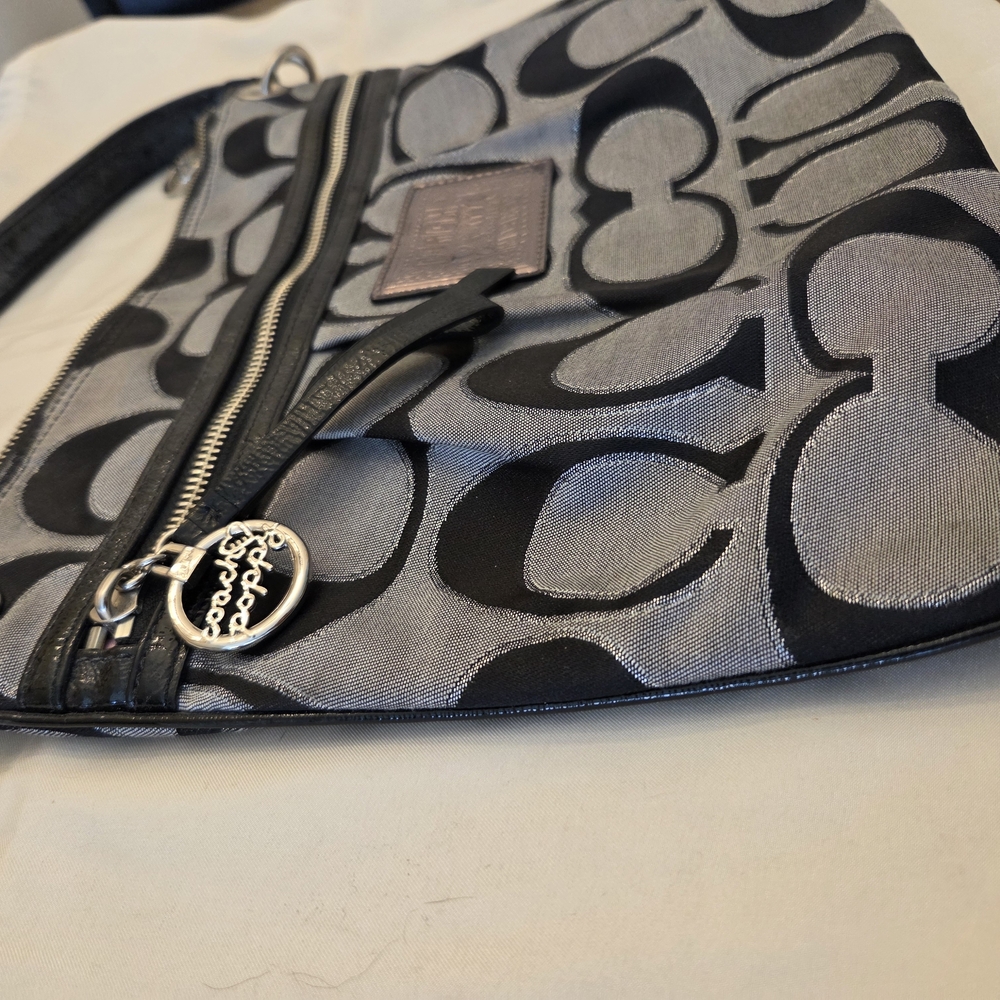 Coach Black and Gray Shoulder Bag - Picture 10 of 11